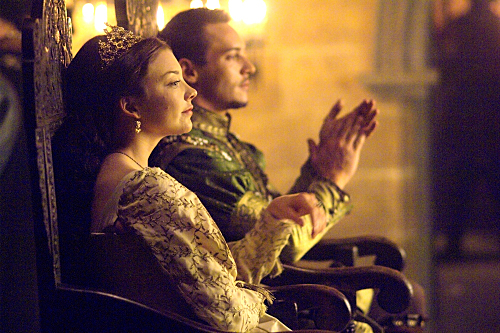 Still of Jonathan Rhys Meyers and Natalie Dormer in The Tudors (2007)