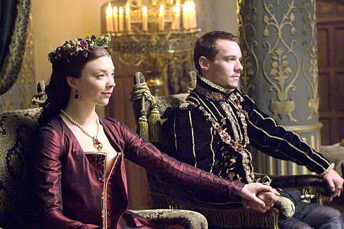 Still of Jonathan Rhys Meyers and Natalie Dormer in The Tudors (2007)