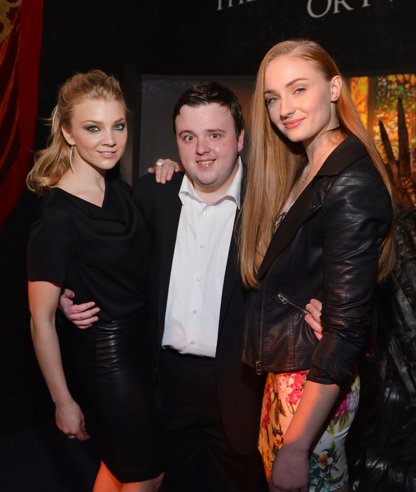 Natalie Dormer, Sophie Turner and John Bradley at event of Sostu karai (2011)