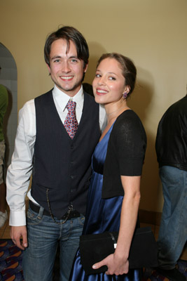 Justin Chatwin and Margarita Levieva at event of The Invisible (2007)