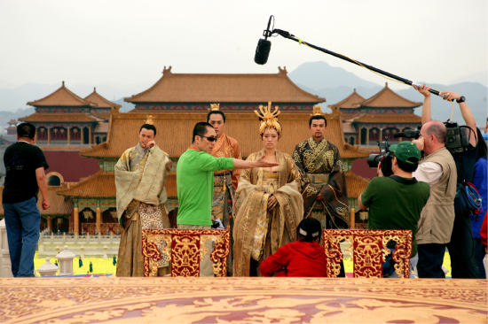 Li Gong, Yimou Zhang, Ye Liu, Jay Chou and Junjie Qin in Man cheng jin dai huang jin jia (2006)