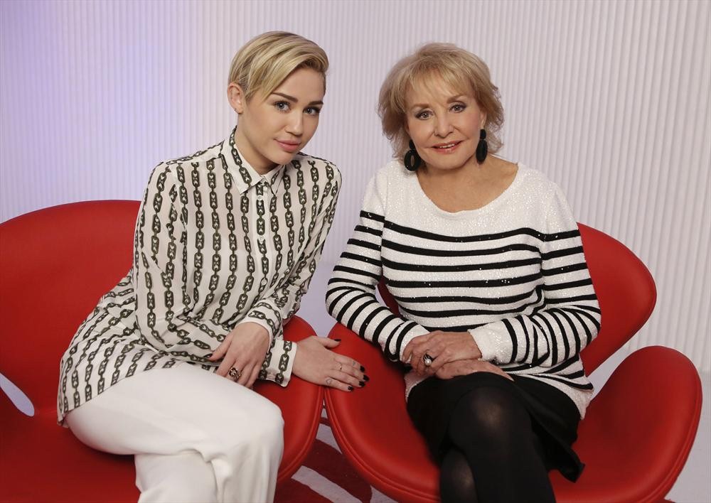 Still of Barbara Walters and Miley Cyrus in The Barbara Walters Special: Barbara Walters Presents: The 10 Most Fascinating People of 2013 (2013)