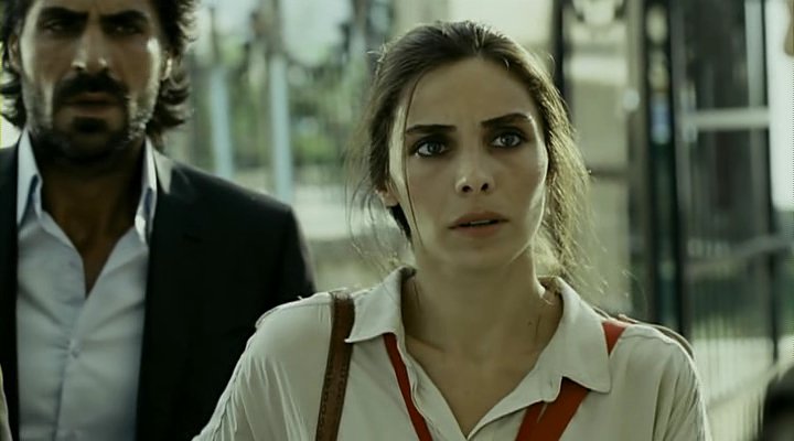 Kenan Çoban and Nur Fettahoglu in Kurtlar Vadisi: Filistin (2011)