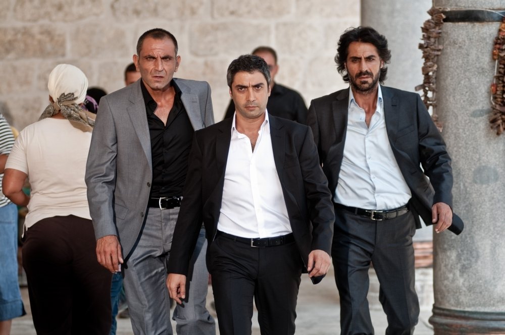 Necati Sasmaz, Gürkan Uygun and Kenan Çoban in Kurtlar Vadisi: Filistin (2011)