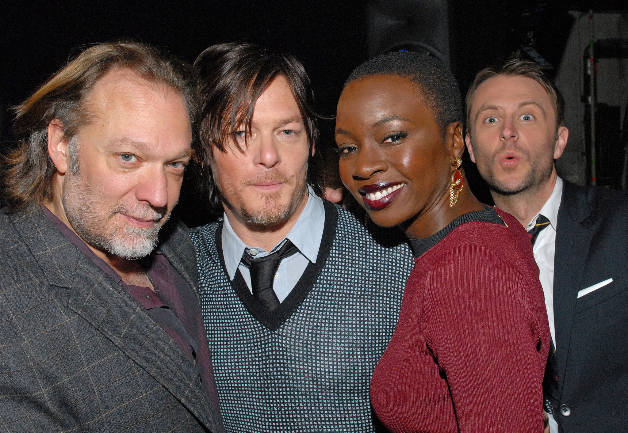 Norman Reedus, Chris Hardwick, Greg Nicotero and Danai Gurira at event of Vaiksciojantys negyveliai (2010)