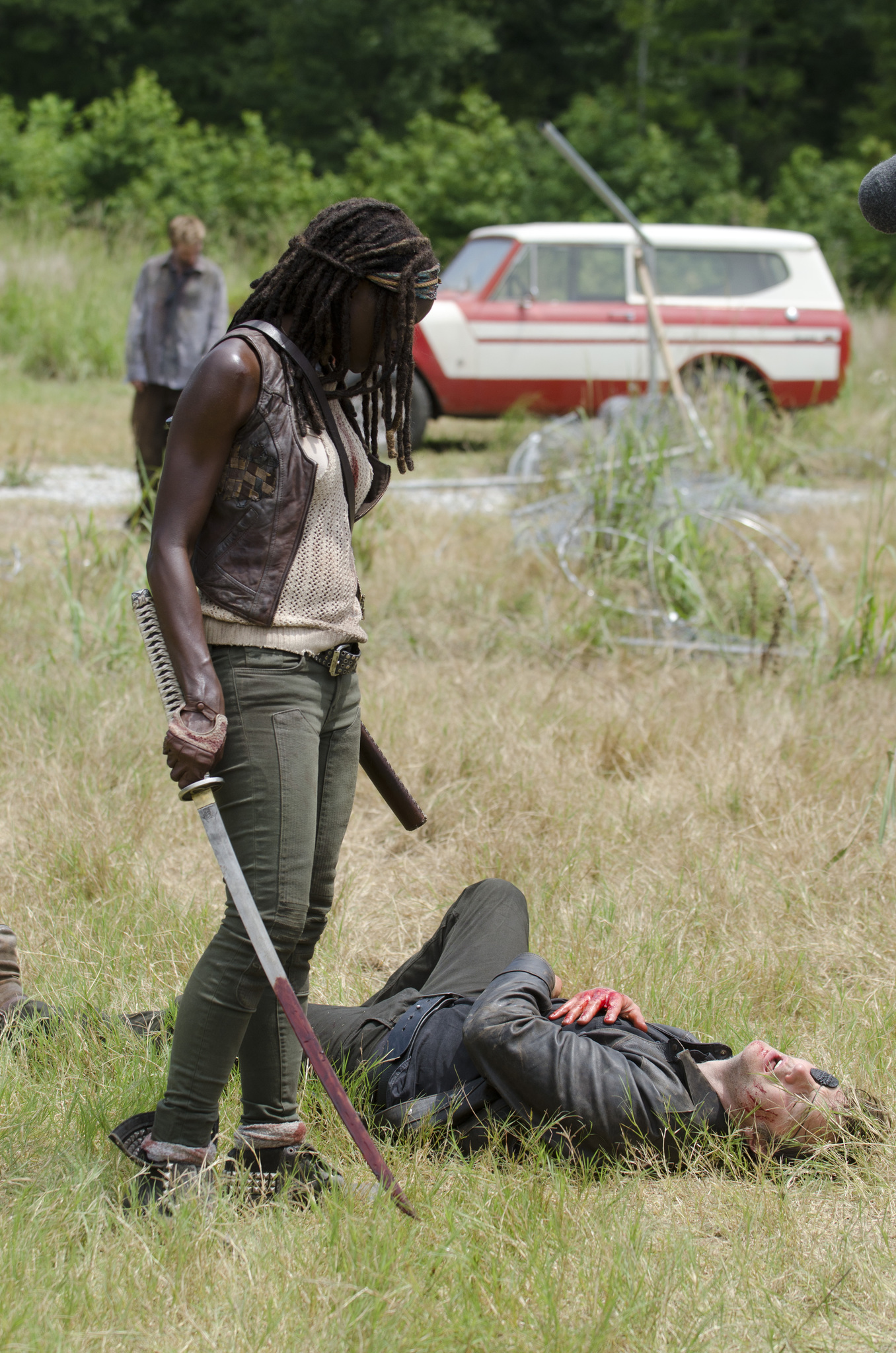 Still of David Morrissey and Danai Gurira in Vaiksciojantys negyveliai (2010)