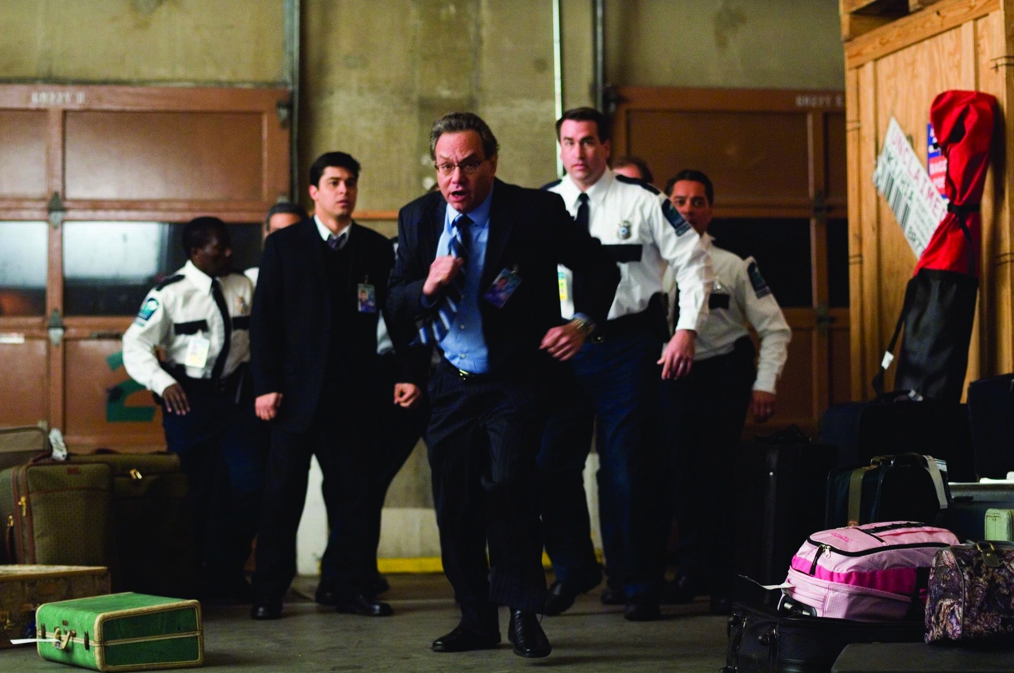 Still of Wilmer Valderrama, Lewis Black, Rob Riggle and Oliver Porter in Nelydimi nepilnameciai (2006)