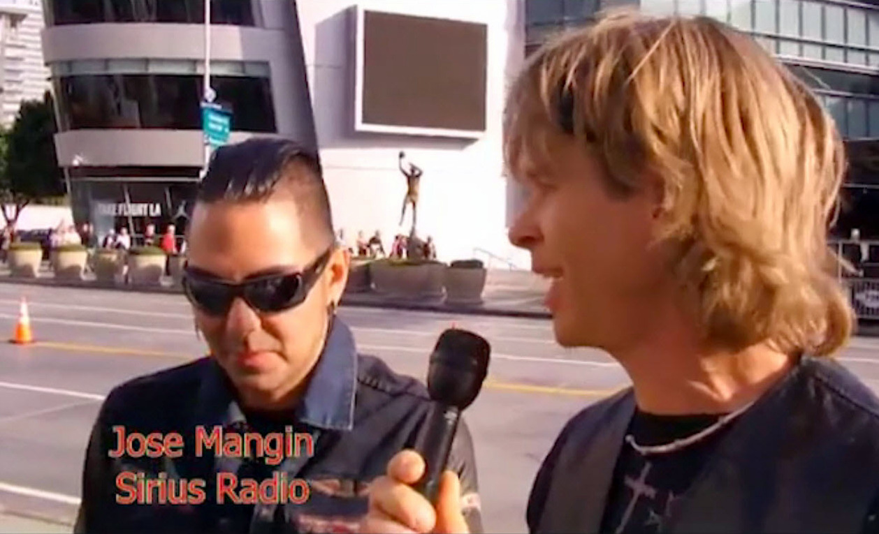 Gregory Graham aka Heavy Metal Greg interviewing Jose Mangin of Sirius Radio at the Revolver Golden Gods Awards.