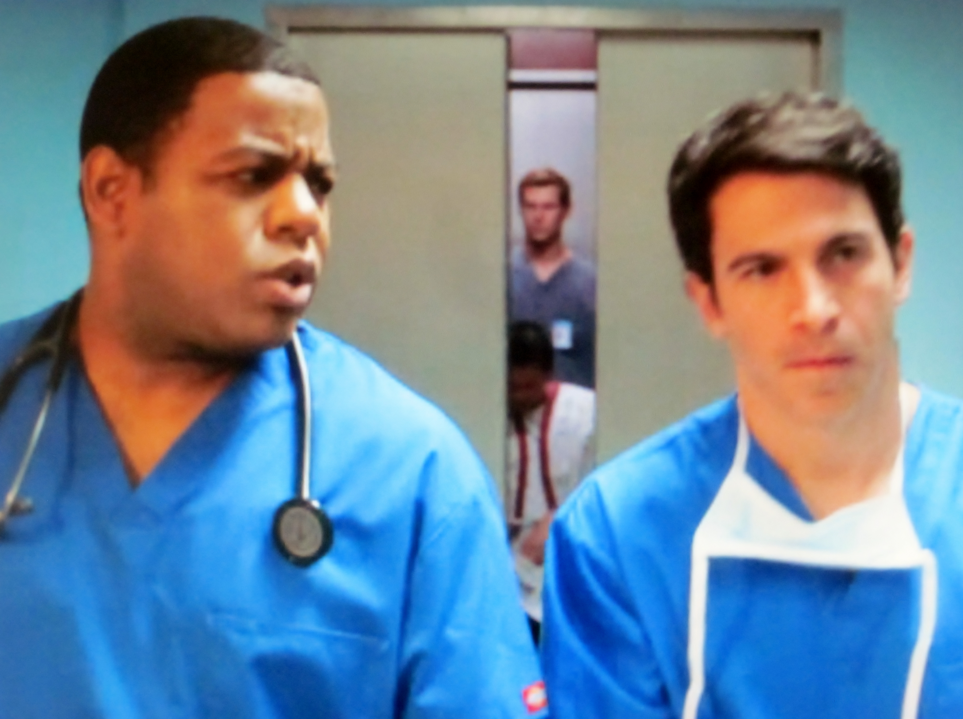Keeshan Giles & Chris Messina in The MINDY Project. Episode 1.6 