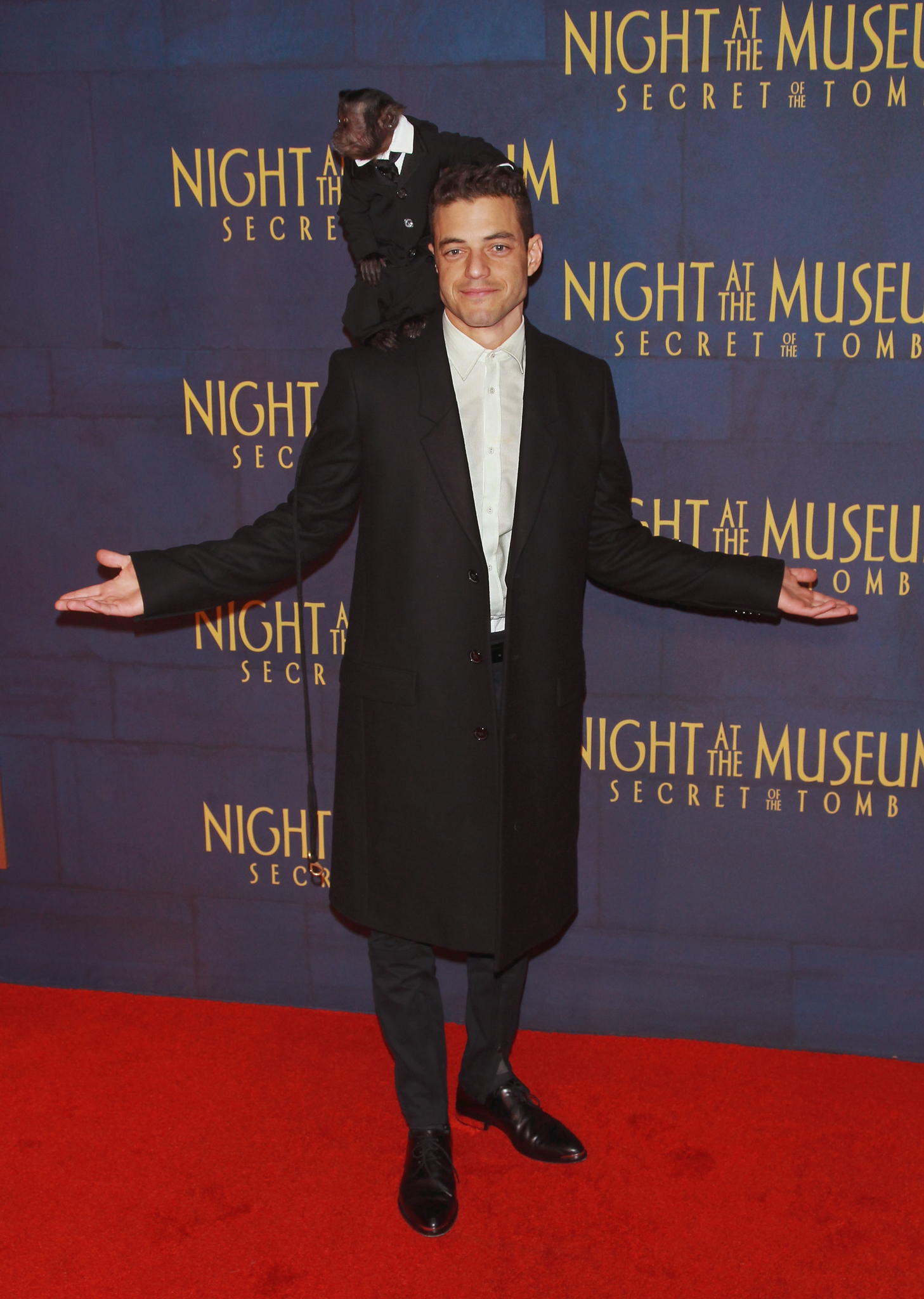 Rami Malek at event of Naktis muziejuje. Kapo paslaptis (2014)