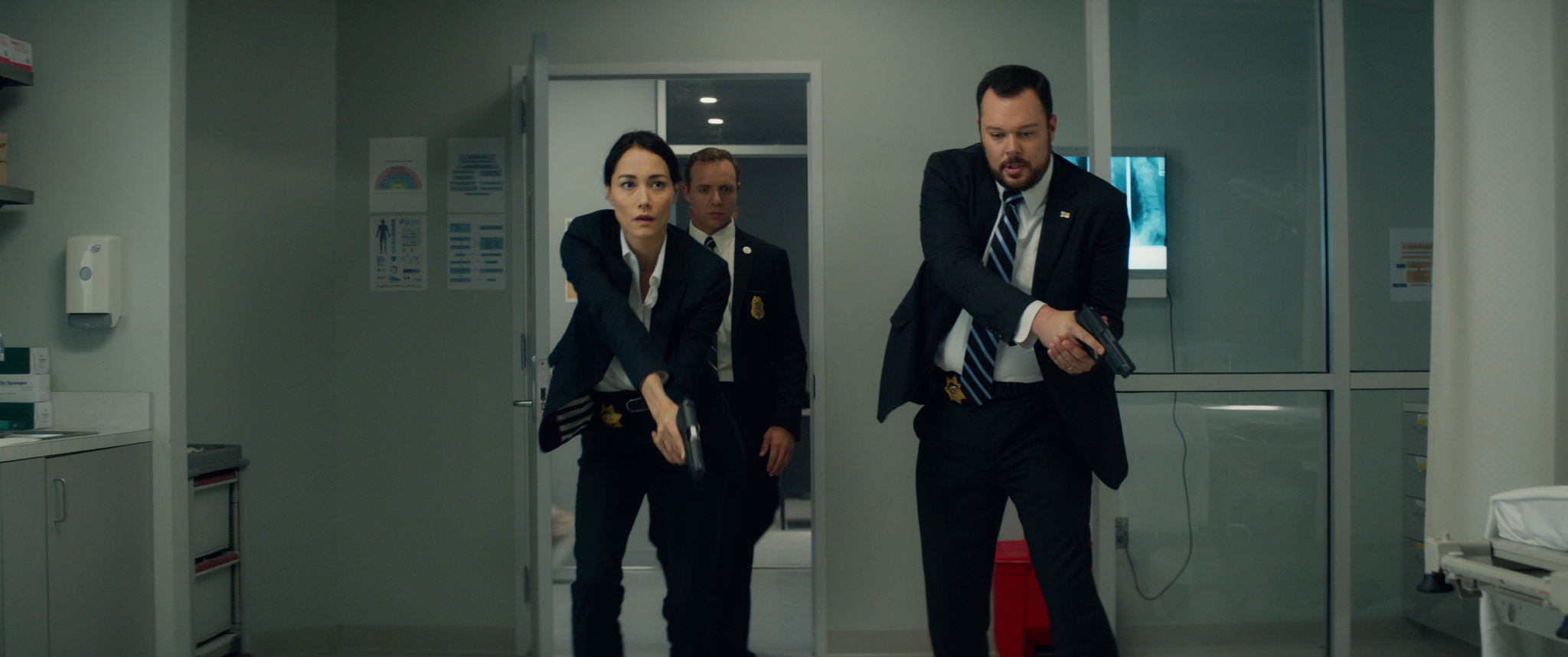 Still of Sandrine Holt, Michael Gladis and Matty Ferraro in Terminator Genisys (2015)