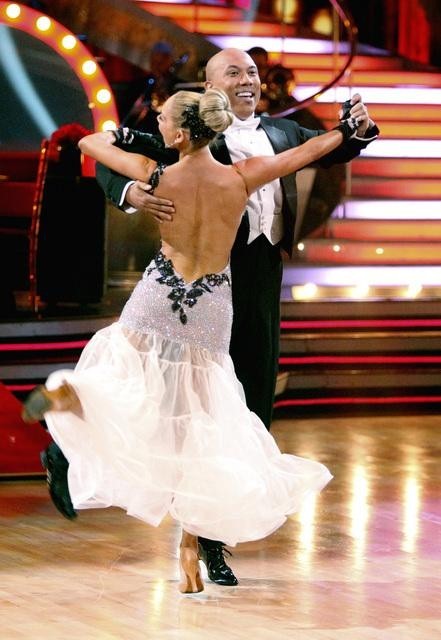 Still of Kym Johnson and Hines Ward in Dancing with the Stars (2005)