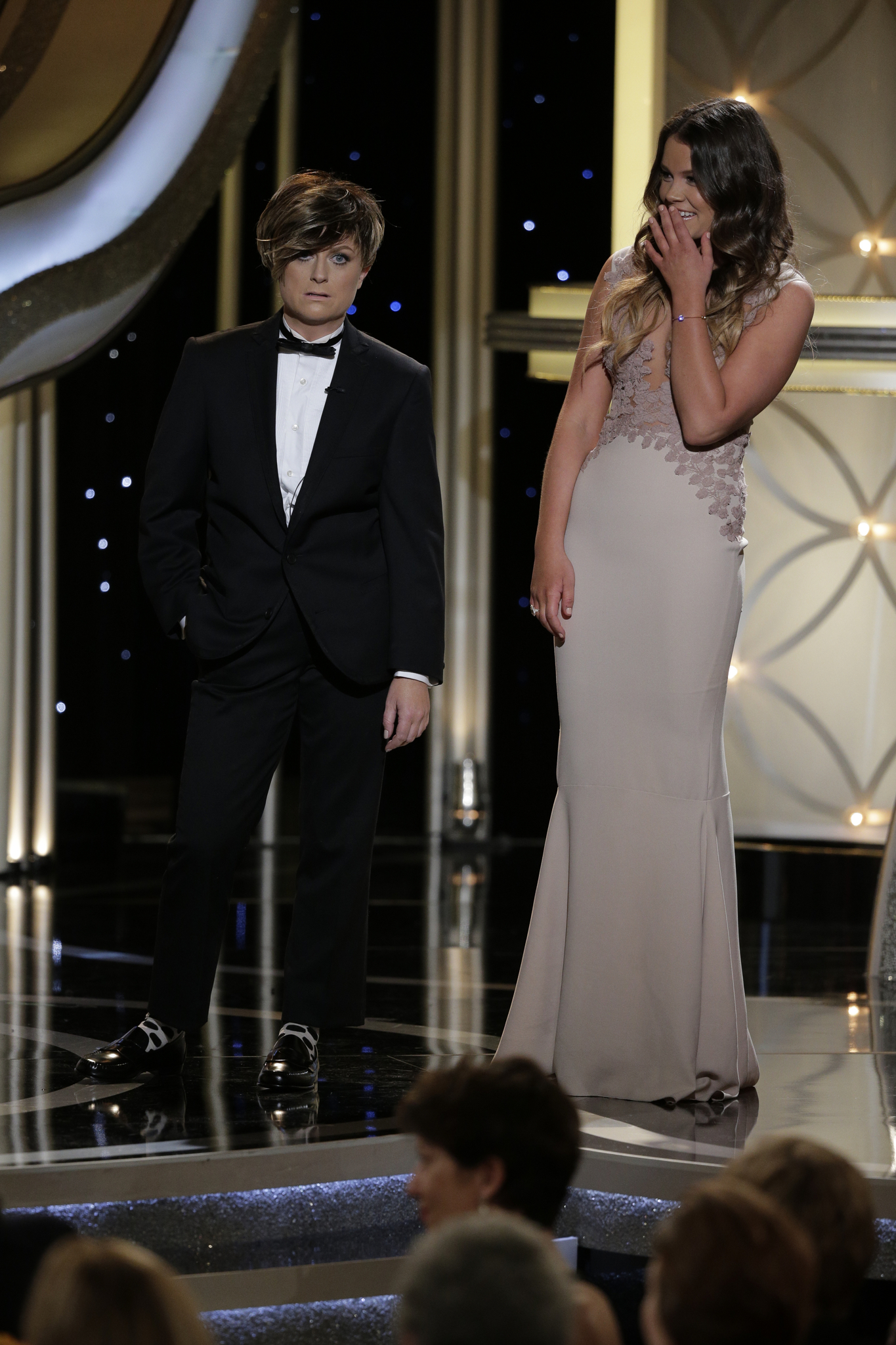 Amy Poehler and Sosie Bacon at event of 71st Golden Globe Awards (2014)