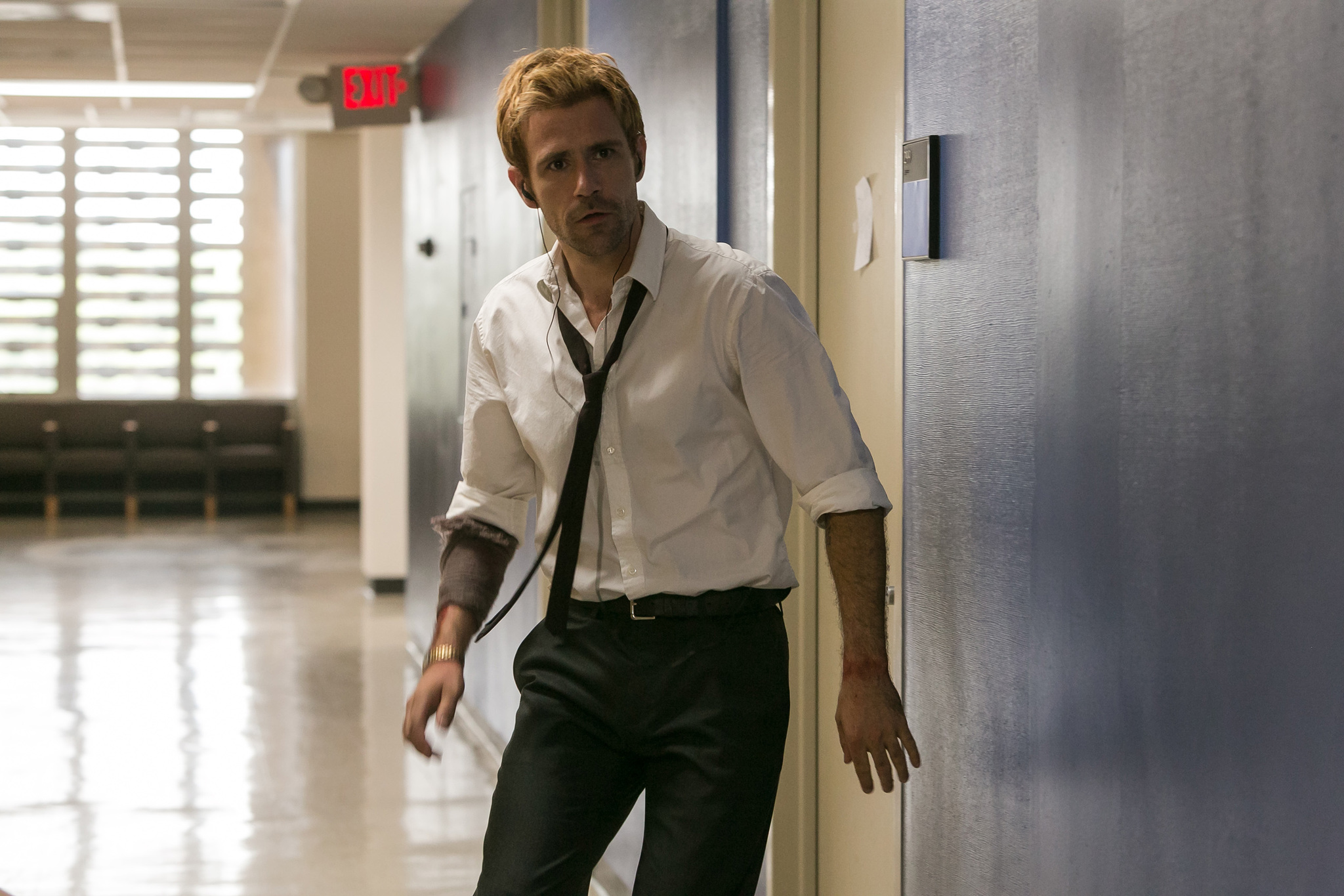 Still of Matt Ryan in Constantine (2014)