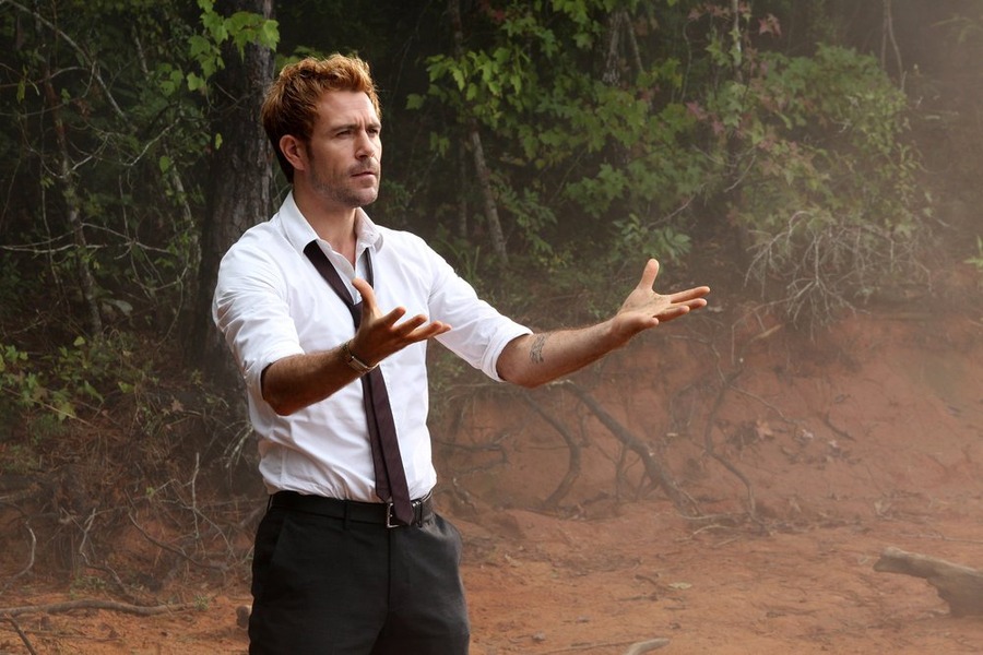 Still of Matt Ryan in Constantine (2014)