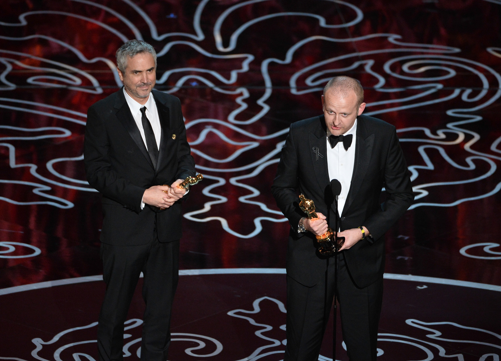 Mark Sanger and Alfonso Cuarón at event of The Oscars (2014)