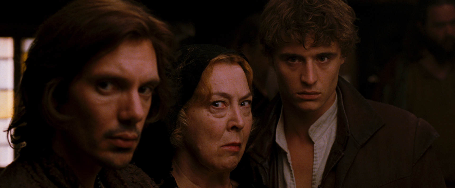 Still of Lukas Haas, Christine Willes and Max Irons in Raudonkepuraite (2011)