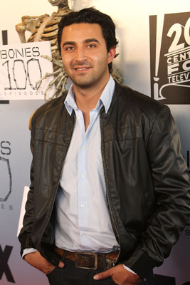 Pej Vahdat at event of Kaulai (2005)