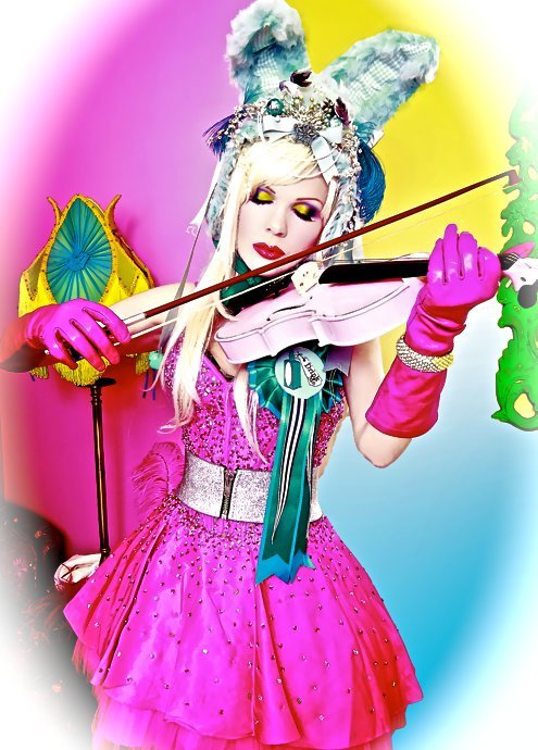 Giddle Partridge and her pink Fiddle. 2010