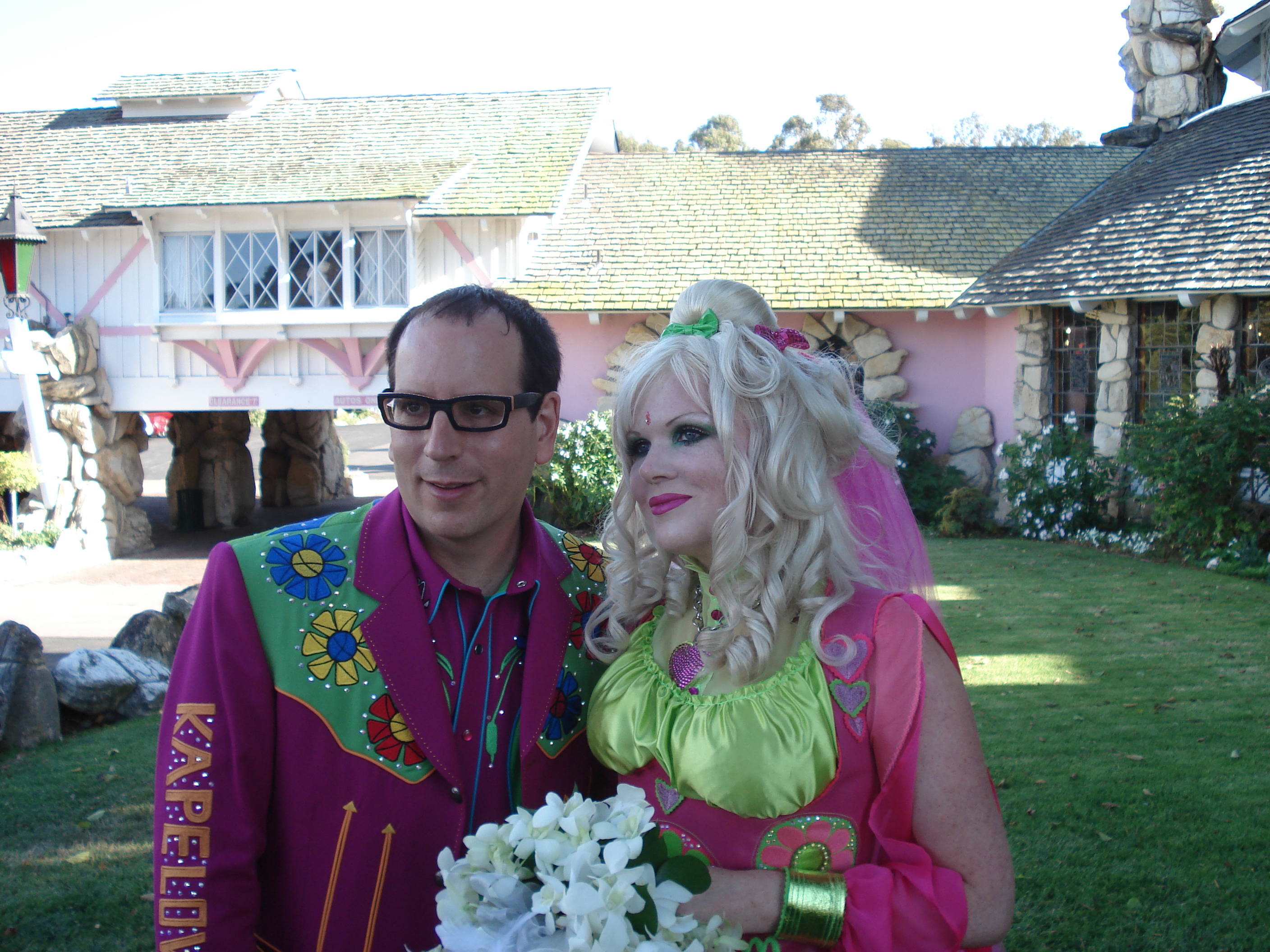 Giddle Partridge & Husband, Daniel Kapelovitz. Wedding day, 09/13/09.
