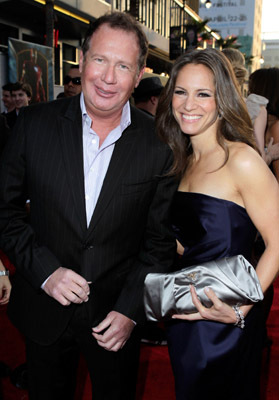 Garry Shandling and Susan Downey at event of Gelezinis zmogus 2 (2010)