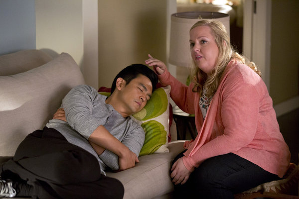 Still of John Cho and Sarah Baker in Go On: Any Given Birthday (2012)