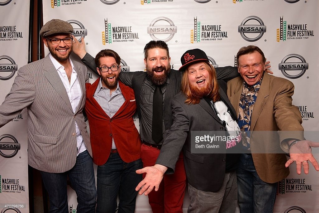 Dustin Tittle, Matt Riddlehoover, Josh Ickes, Cameron McCasland and David Peters at event of Paternity Leave (2015)