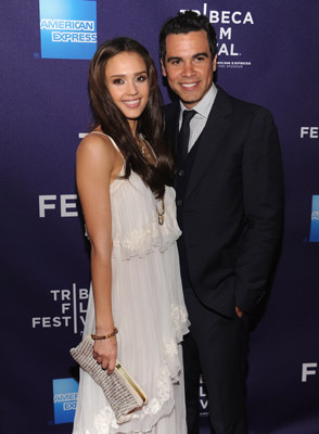 Jessica Alba and Cash Warren at event of The Killer Inside Me (2010)