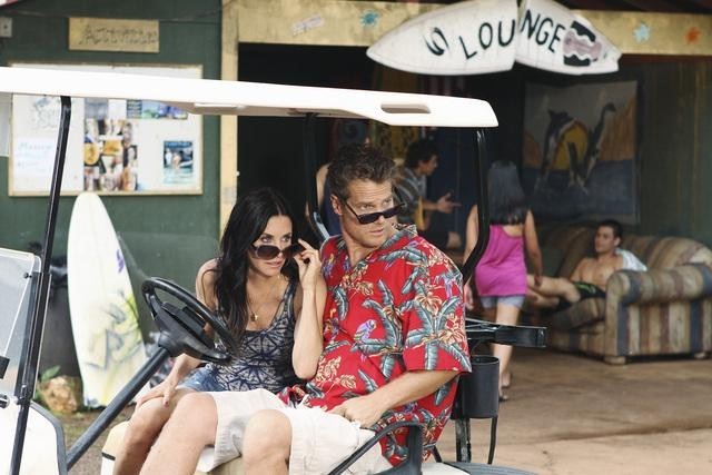 Still of Courteney Cox and Brian Van Holt in Cougar Town (2009)