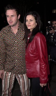 David Arquette and Courteney Cox at event of Snatch. (2000)
