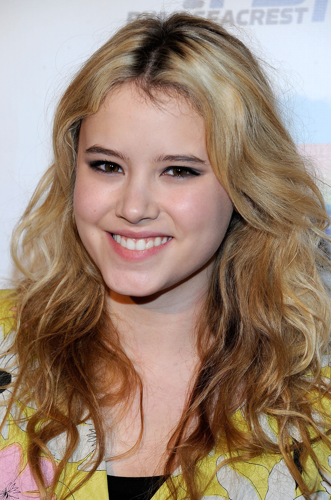 Taylor Spreitler at event of Radio Rebel (2012)