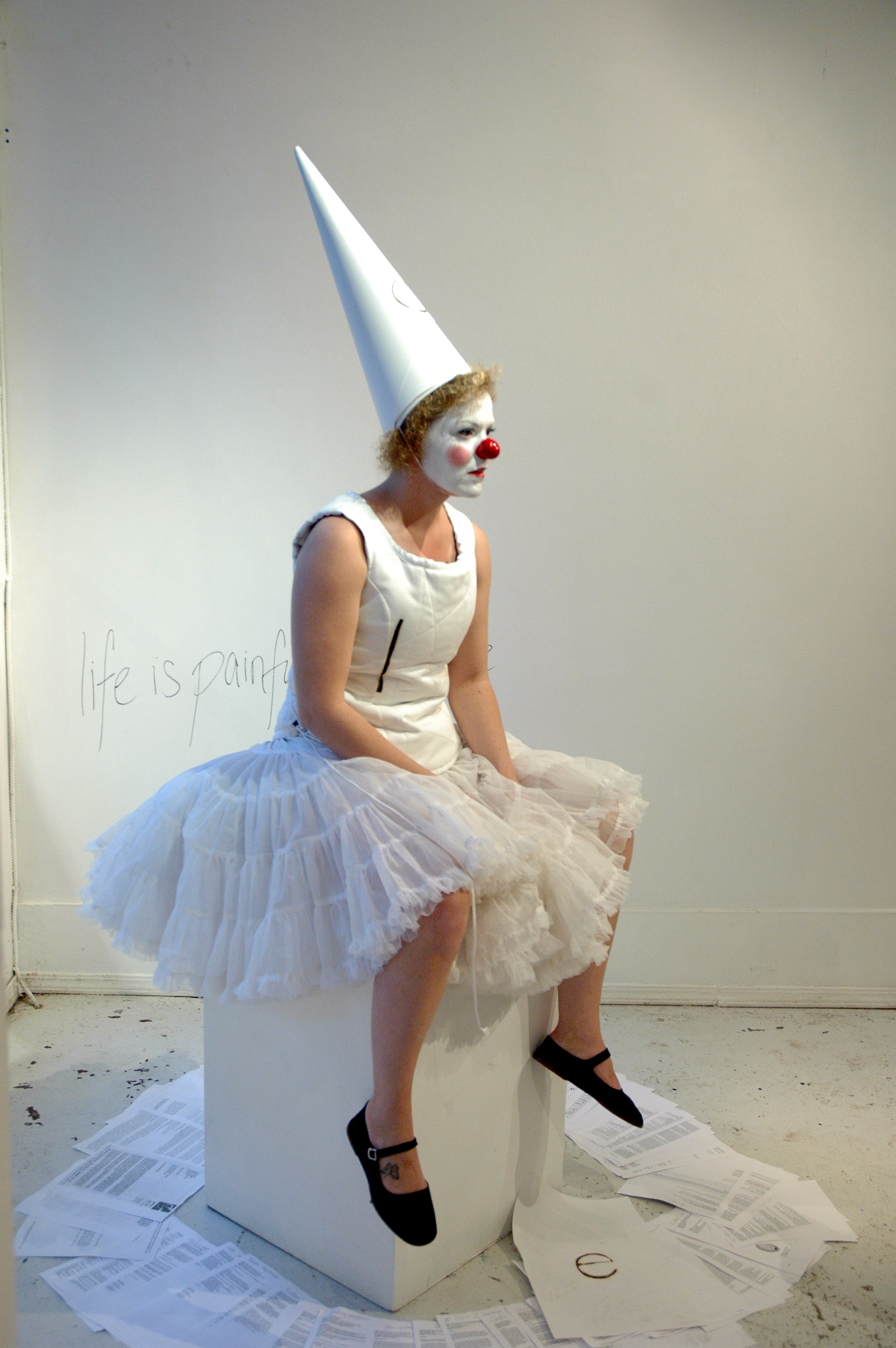 performance artist and master clown S. Siobhan McCarthy as Blyss in altered states