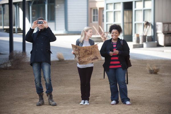 Still of Joel McHale, Yvette Nicole Brown and Gillian Jacobs in Community (2009)