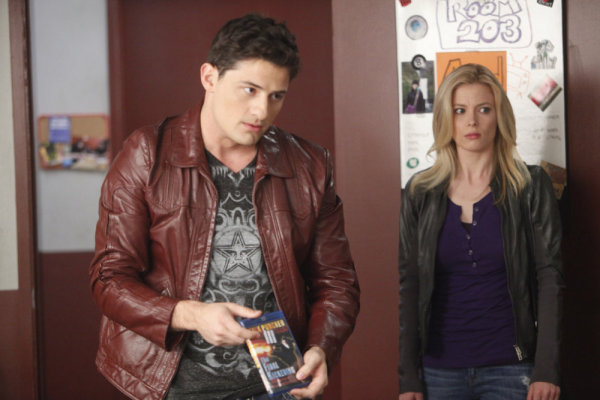 Still of Gillian Jacobs and Enver Gjokaj in Community (2009)