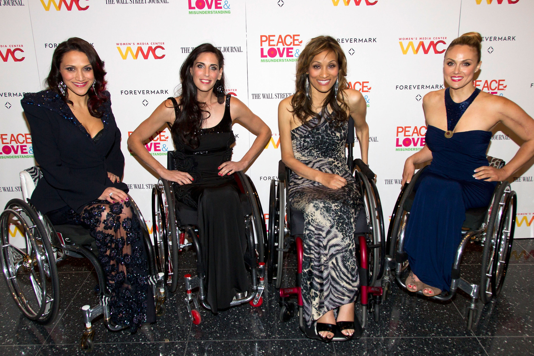 Ry Russo-Young, Mia Schaikewitz, Auti Angel, Angela Rockwood and Tiphany Adams at event of Peace, Love, & Misunderstanding (2011)