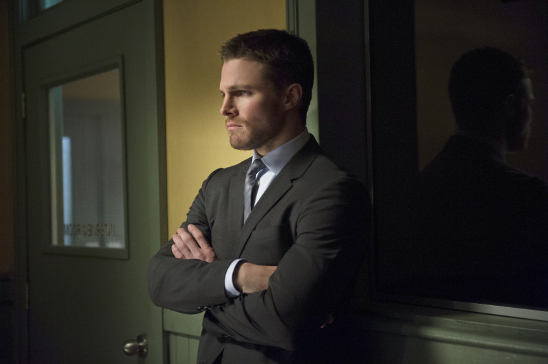 Still of Stephen Amell in Strele (2012)