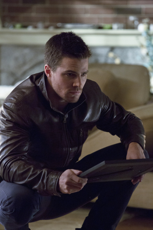 Still of Stephen Amell in Strele (2012)