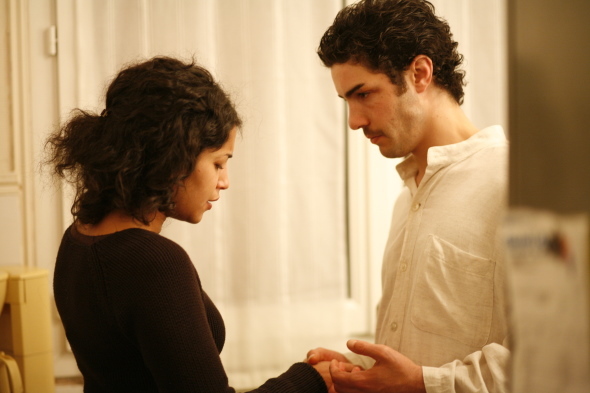 Still of Leïla Bekhti and Tahar Rahim in Pranasas (2009)