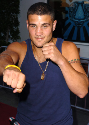 Peter Manfredo Jr. at event of The Skeleton Key (2005)