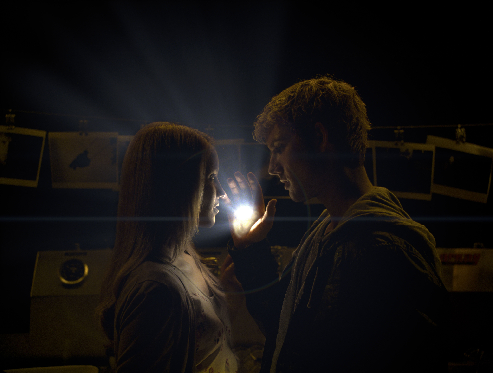 Still of Alex Pettyfer and Dianna Agron in Mano numeris ketvirtas (2011)