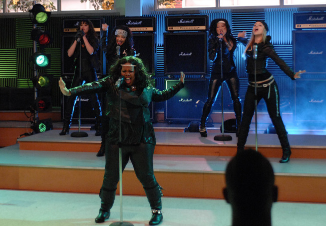 Still of Lea Michele, Naya Rivera, Dianna Agron, Jenna Ushkowitz and Amber Riley in Glee (2009)