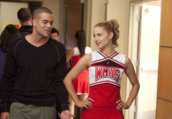 Still of Mark Salling and Dianna Agron in Glee (2009)