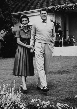 Ronald Reagan with wife Nancy at home