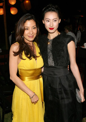 Michelle Yeoh and Isabella Leong at event of The Mummy: Tomb of the Dragon Emperor (2008)