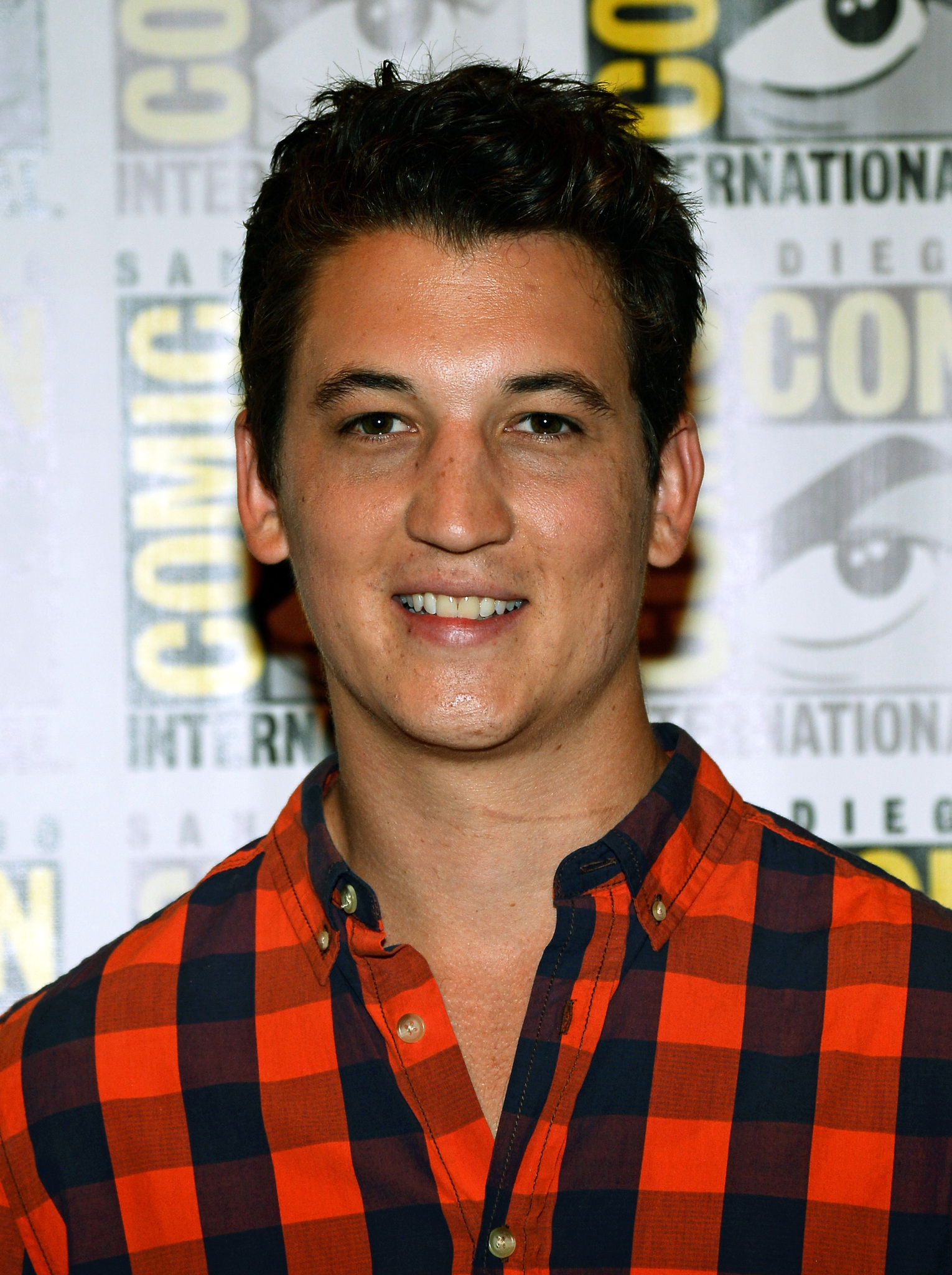 Miles Teller at event of Divergente (2014)