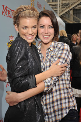 AnnaLynne McCord and Jessica Stroup