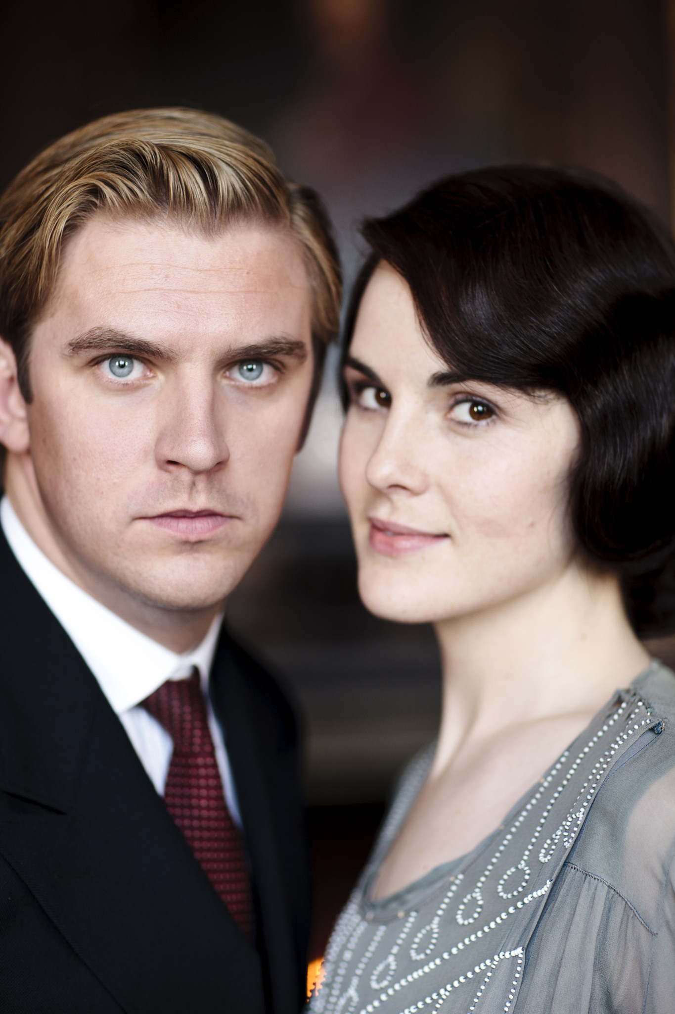Dan Stevens and Michelle Dockery in Downton Abbey (2010)