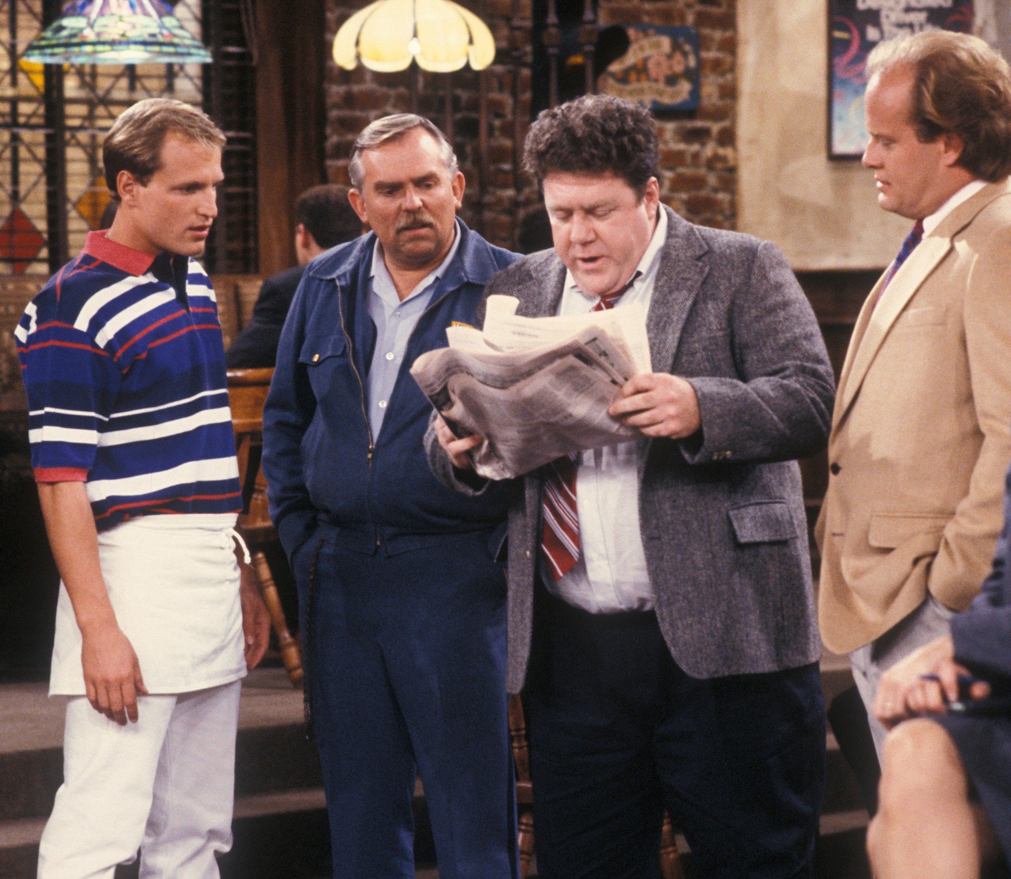 Still of Woody Harrelson, Kelsey Grammer, John Ratzenberger and George Wendt in Cheers (1982)