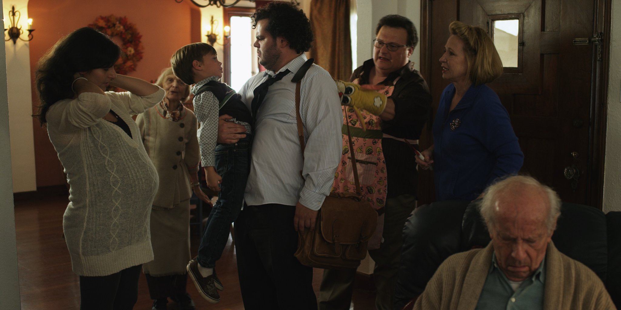 Wayne Knight, Ellen Albertini Dow, Curt Lowens, Debra Jo Rupp, Josh Gad and Ida Darvish in She Wants Me (2012)