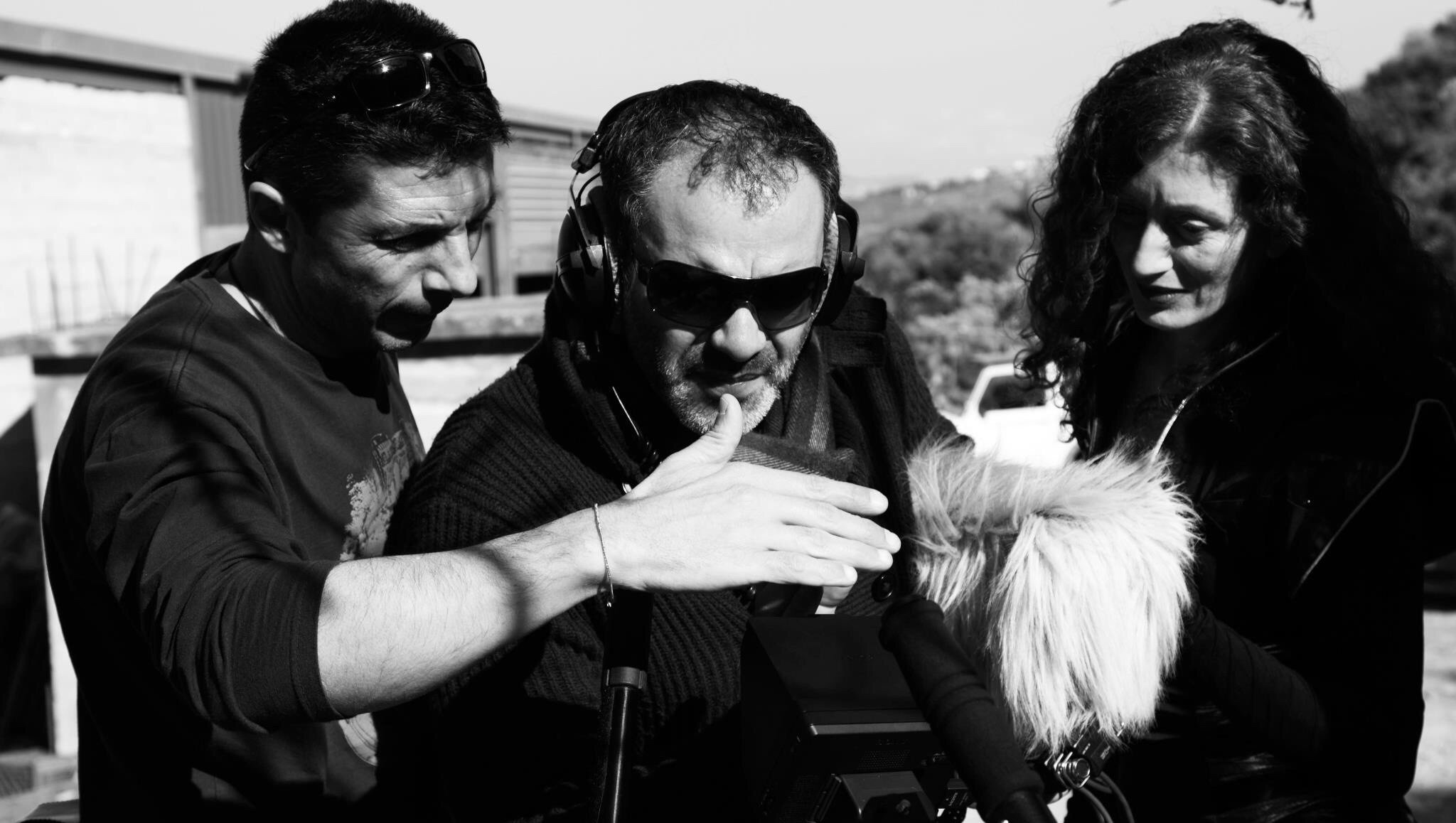 Still of Fotis Mitsis, Agapi Manoura and Manolis Damianakis in Kame Koummando (2012)